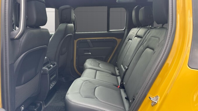 Land Rover Defender 3.0 D350 Trophy Edition Deep Sandglow 110 5dr Auto Diesel Estate - Image 4